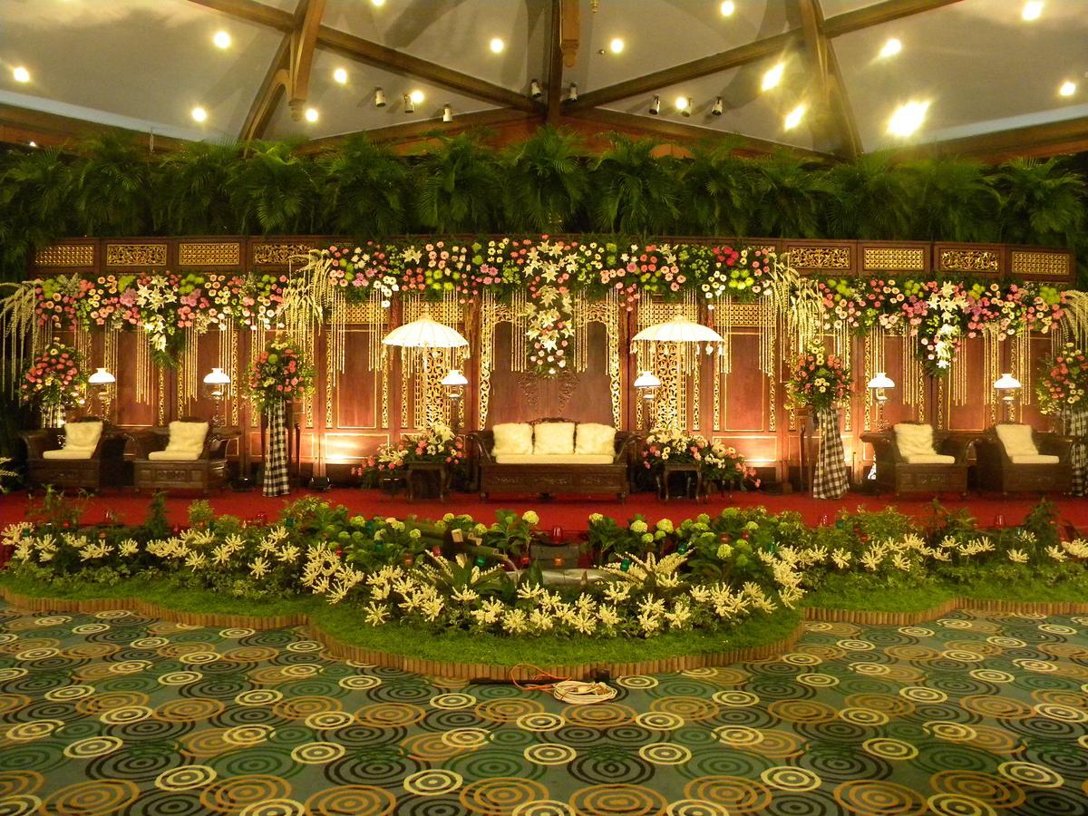 Patra Semarang Hotel & Convention Exteriör bild
